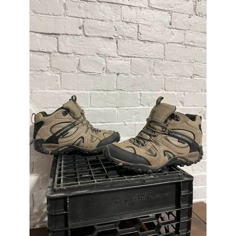 Merrell Shoes Size 7.5
